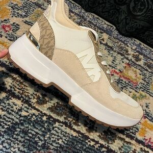 Michael Kors trainers size 9W maybe used once